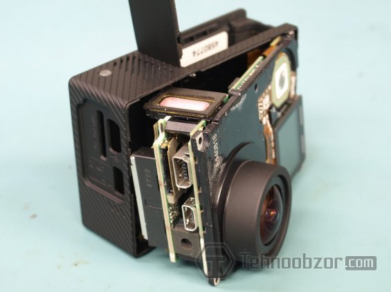 Разобранная камера GoPro HERO 4 Black