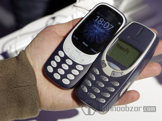    Nokia 3310  