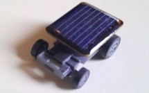 Машинка на солнечных батареях