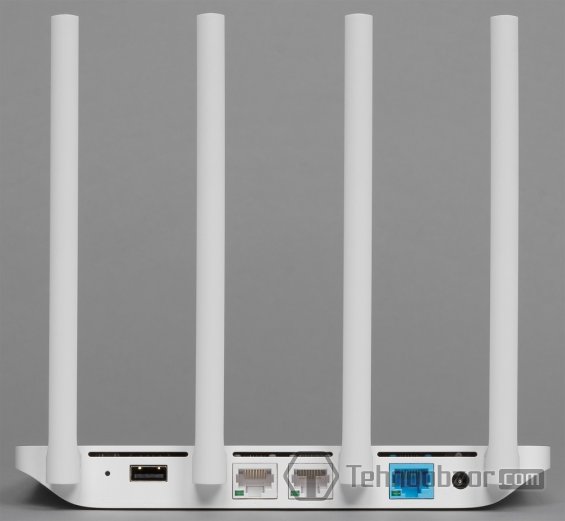 Разъемы Xiaomi Mi WiFi Router 3
