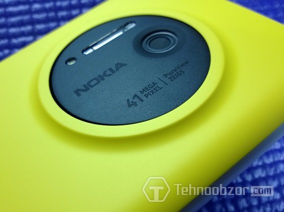  Nokia Lumia 1020