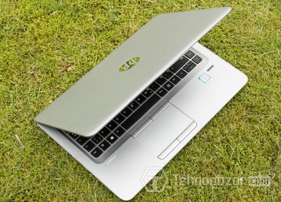 HP EliteBook 840 G3 на траве