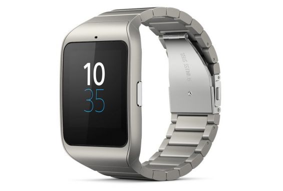 Sony Smart Watch 3 на белом фоне