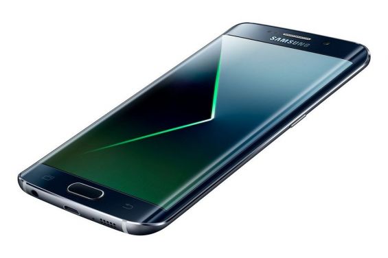 Копия Samsung Galaxy S8 на белом фоне