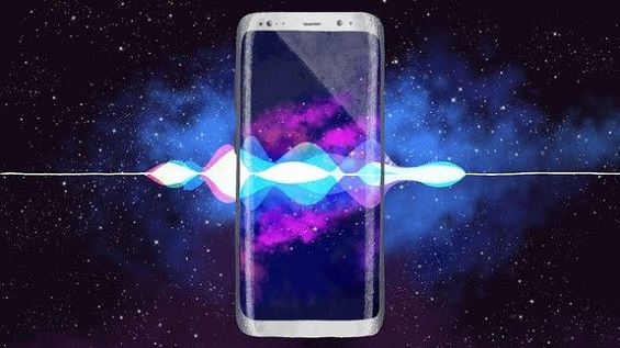 Смартфон Samsung с голосовым помощником