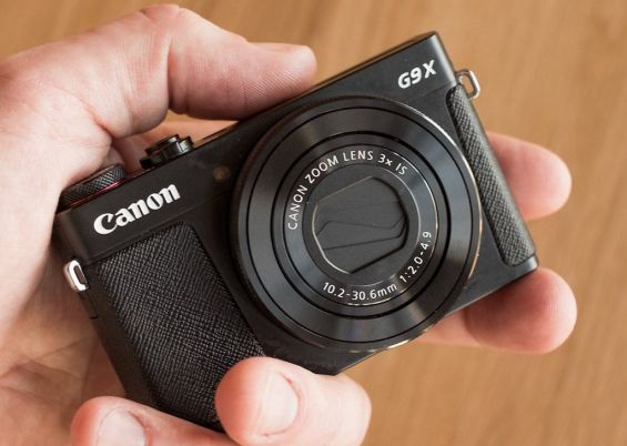 Лицевая сторона Canon PowerShot G9 X Mark II