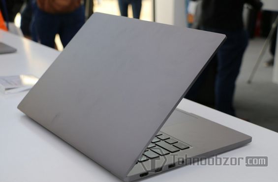      Xiaomi Mi Notebook Pro