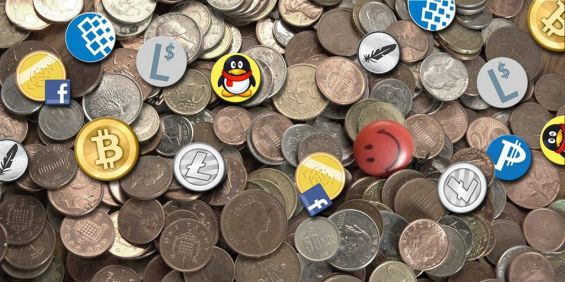 Монеты и значки нескольких электронных валют