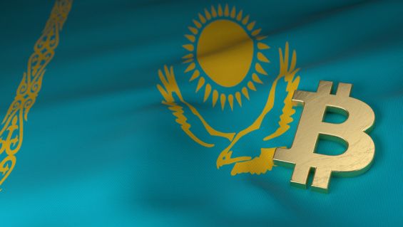 Значок Биткоина на флаге Казахстана