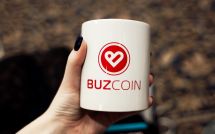 Чашка со значком криптовалюты Buzcoin