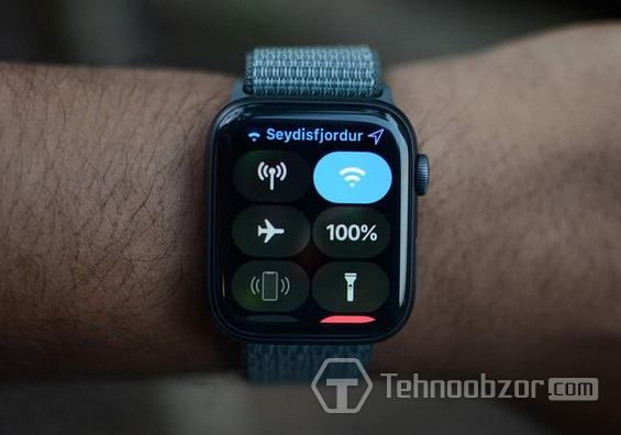 Варианты сетевых подключений на дисплее Apple Watch Series 4