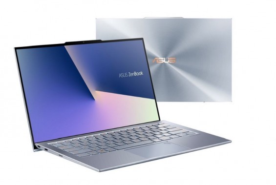 Новый ноутбук ASUS на белом фоне