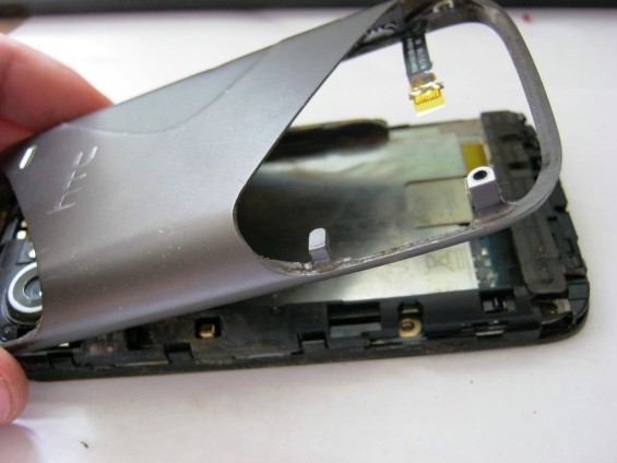 Полное снятие задней панели HTC Mozart