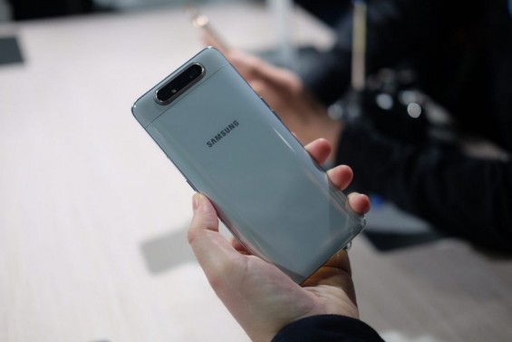 Демонстрация камер Samsung Galaxy A80 2019 на тыльной панели