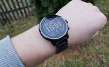 Смарт часы Xiaomi на руке