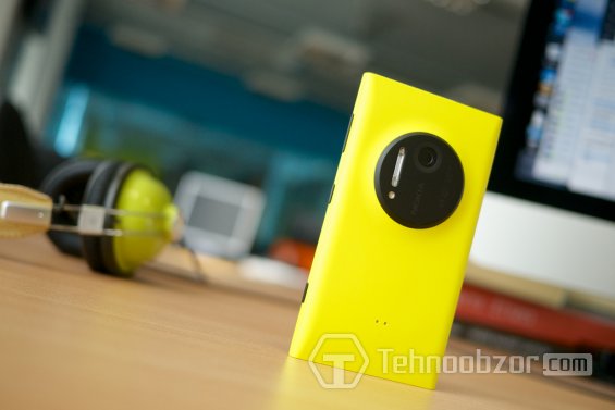 Обзор камерофона Nokia Lumia 1020