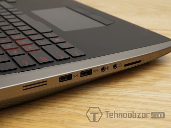 Гнёзда ASUS ROG G701