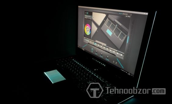 Экран Alienware 17 R4