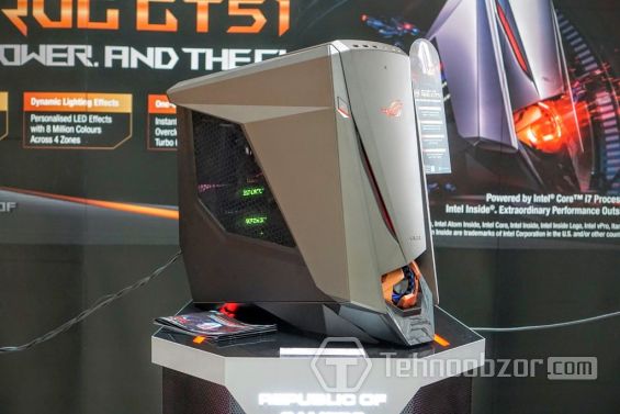 ASUS ROG GT51CA на выставке