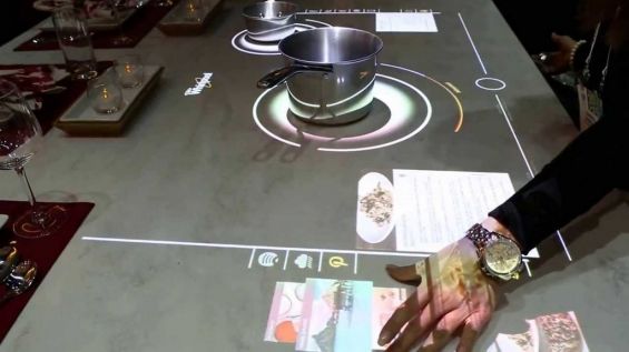 Готовка на Whirlpool Interactive Cooktop