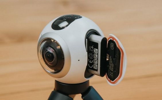 Батарея Samsung Gear 360 2017