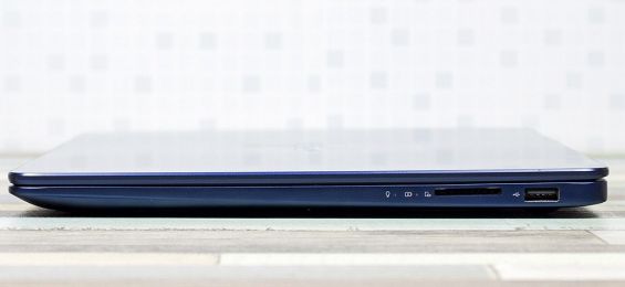 Функциональные разъемы ASUS ZENBOOK UX430UQ