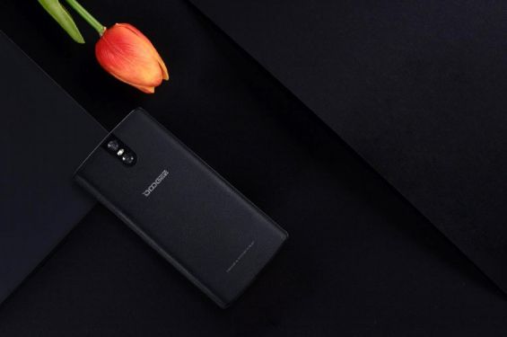 Дизайн Doogee BL7000