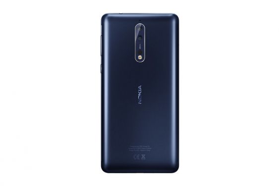 Nokia 8 на белом фоне