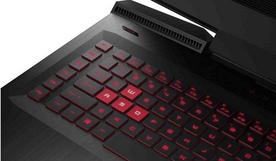 Кнопки клавиатуры HP Omen 15 крупным планом