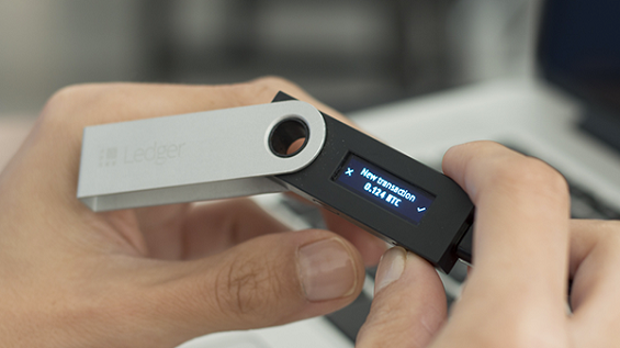 Аппаратный кошелёк Лайткоинов - Ledger Nano S