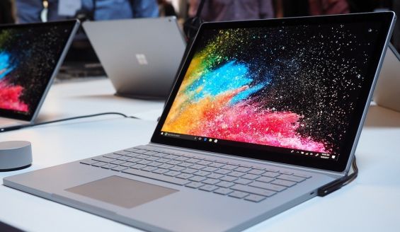 Клавиатура и тачпад трансформера Microsoft Surface Book 2