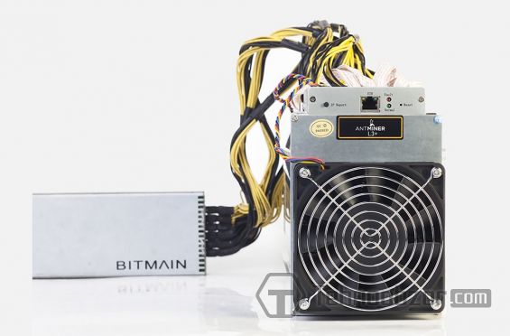 ASIC ANTMINER L3+ вид спереди