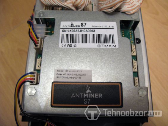 Верхняя панель Асика Antminer S7