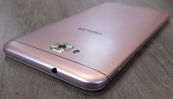 Основная камера смартфона Asus ZenFone 4 Selfie