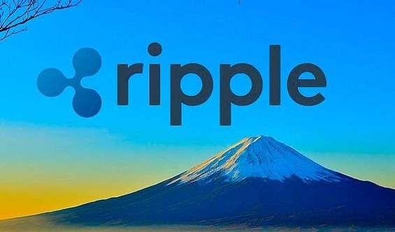 Значок Ripple на фоне горы