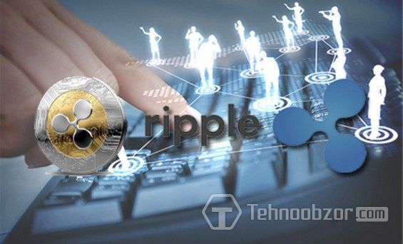 Монета и значок Ripple на фоне клавиатуры