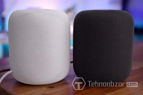 Две колонки Apple HomePod вид спереди