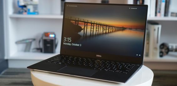 Dell XPS 13 9360 на тумбе