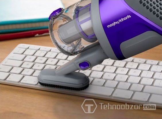 Чистка клавиатуры с помощью SuperVac Sleek Pro 734000