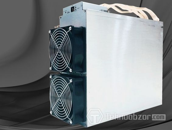 Асик Bitmain Antminer Е3 крупным планом