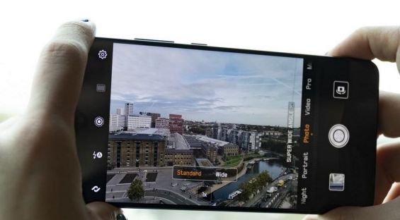 Съёмка на камеру смартфона Huawei Mate 20