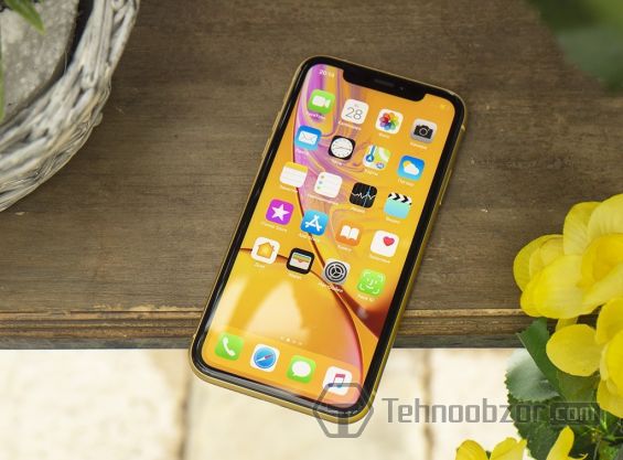 Дисплей iPhone XR