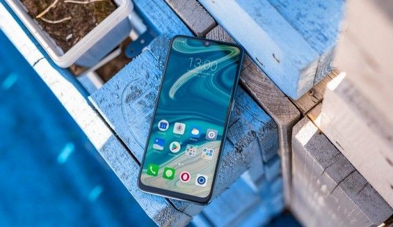 Oppo Realme 2 Pro в рабочем состоянии