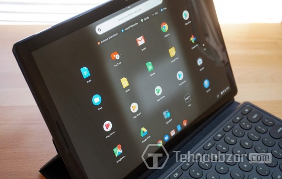 Экран Google Pixel Slate крупным планом