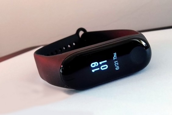 Дизайн Mi Band 3