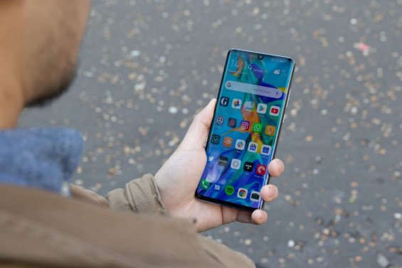 Меню смартфона Huawei P30 Pro