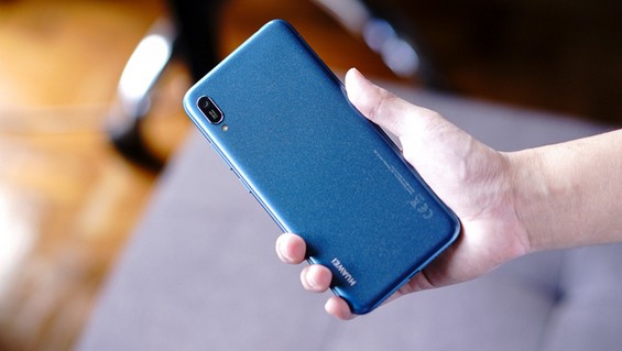 Демонстрация основной камеры Huawei Y6 2019