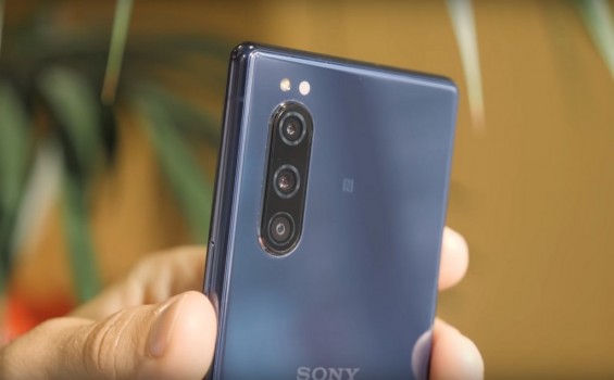 Демонстрация тыльных камер Sony Xperia 5