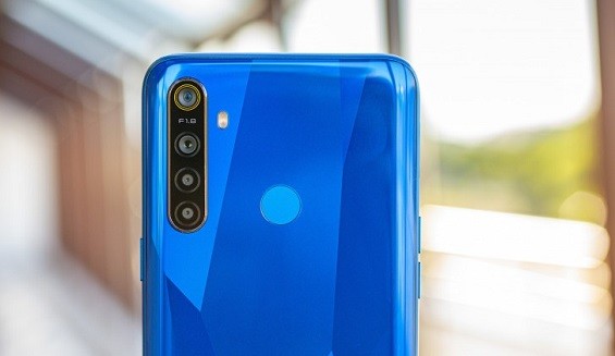 Расположение камер Realme 5