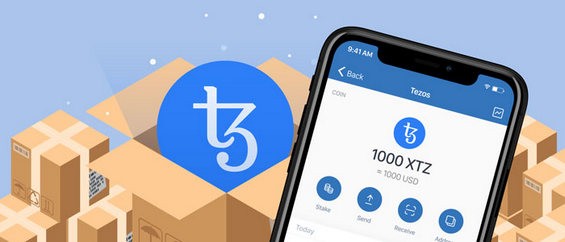 Эмблема Tezos на дисплее смартфона